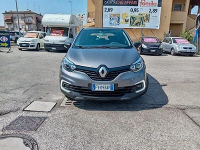 Usata Renault Captur 90 CV (66 kW) 2019 Grigio SUV