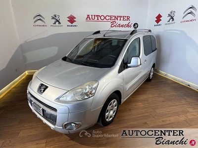 Usata Peugeot Partner Outdoor 90 CV (66 kW) 2009 Grigio Monovolume
