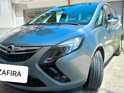 Usata Opel Zafira Tourer 131 CV (96 kW) 2014 Monovolume