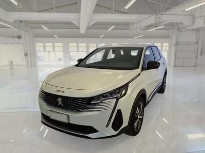 Bianco Usata 2023 Peugeot 3008 Allure SUV | 24.700 € (Cara)