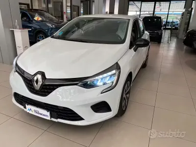 Usata Renault Clio V Equilibre 66 CV (48 kW) 2023 Bianco Berlina