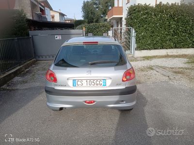 usata Peugeot 206 1.4 16V 5p. Sweet Years