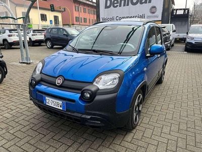 Usata Fiat Panda Cross Cross 69 CV (50 kW) 2025 Blu Utilitaria