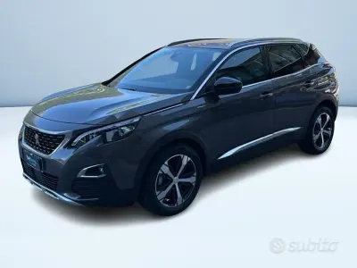 Usata Peugeot 3008 GT-line 131 CV (96 kW) 2019 Grigio SUV