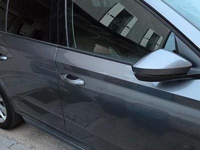 Usata Skoda Kamiq 90 CV (66 kW) 2022 Grigio SUV