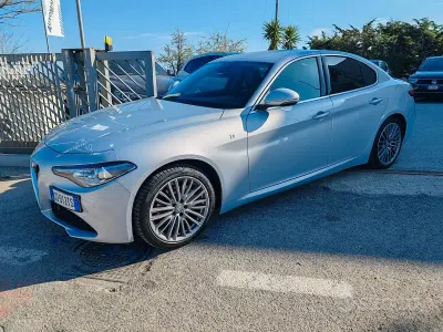 Usata Alfa Romeo Giulia Ti 190 CV (139 kW) 2020 Grigio Berlina