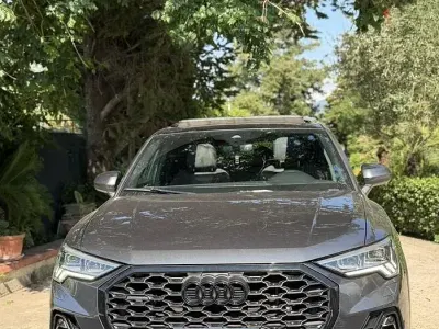Usata Audi Q3 Sportback Ambiente 200 CV (147 kW) 2020 Grigio SUV