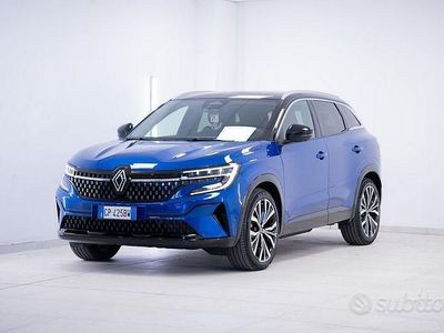 Usata Renault Austral Iconic 199 CV (146 kW) 2023 Blu SUV