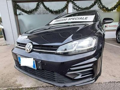 Nero perla Usata 2019 VW Golf R-line Berlina | 17.400 € (Buon prezzo)