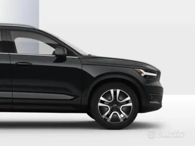 Usata Volvo XC40 Inscription 163 CV (119 kW) 2022 Nero SUV
