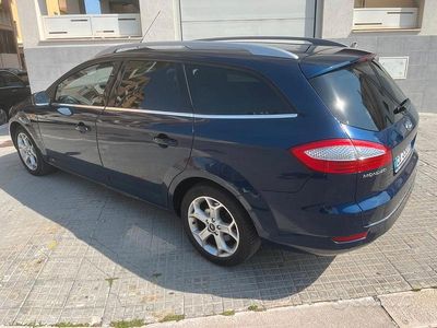 Begagnad Ford Mondeo Titanium 140 HK (102 kW) 2010 Blå Kombi