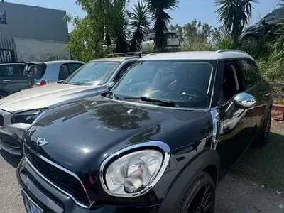 Usata Mini Cooper D Countryman 111 CV (81 kW) 2012 Nero SUV