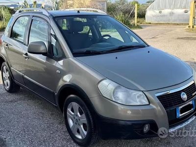 Usata Fiat Sedici Dynamic 119 CV (87 kW) 2009 Giallo SUV