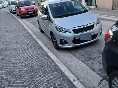 Usata Peugeot 108 72 CV (52 kW) 2019 Grigio Berlina