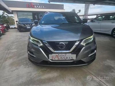 Usata Nissan Qashqai Tekna 130 CV (95 kW) 2018 Grigio SUV
