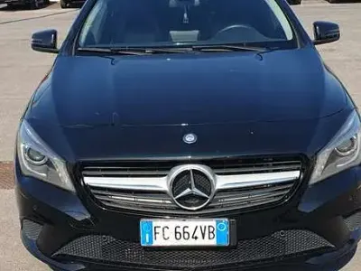 Usata Mercedes CLA180 Business 109 CV (80 kW) 2016 Nero Coupé