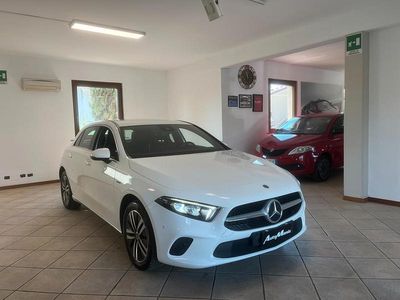 Usata Mercedes A250 160 CV (117 kW) 2020 Bianco Berlina