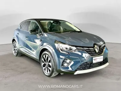 Usata Renault Captur Techno 90 CV (66 kW) 2023 Grigio SUV