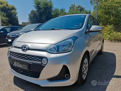 Usata Hyundai i10 66 CV (48 kW) 2019 Grigio Utilitaria