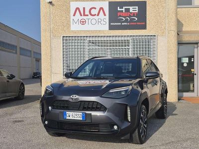 Usata Toyota Yaris Cross Trend 92 CV (67 kW) 2024 Grigio SUV