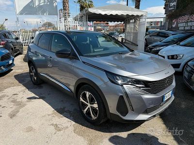 Usata Peugeot 3008 Allure 131 CV (96 kW) 2023 Grigio SUV