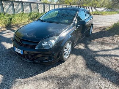 Occasion Opel Astra GTC 2007 Bleue Berline