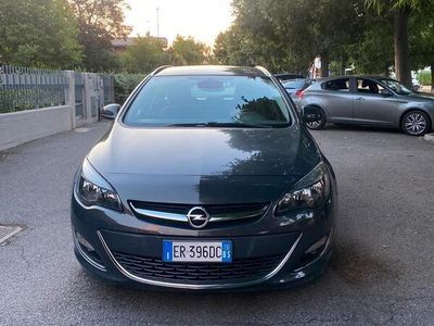 Usata Opel Astra 101 CV (74 kW) 2013 Station wagon