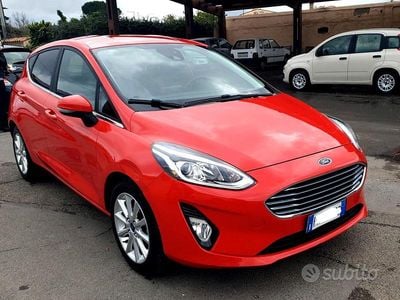 Rosso Usata 2019 Ford Fiesta Titanium Berlina | 11.000 € (Buon prezzo)