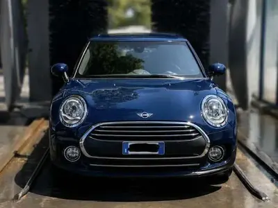 Usata Mini Clubman Hype 116 CV (85 kW) 2019 Blu/azzurro Station wagon