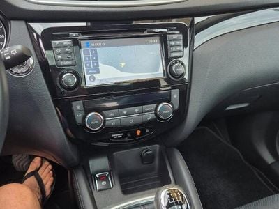 Usata Nissan Qashqai 131 CV (96 kW) 2016 Bianco SUV