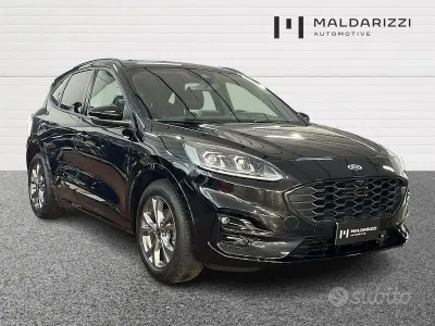 Usado Ford Kuga ST-Line X 120 CV (88 kW) 2023 Negro SUV