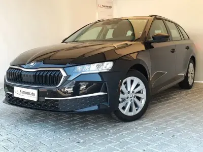 Usata Skoda Octavia Selection 150 CV (110 kW) 2023 Nero Station wagon