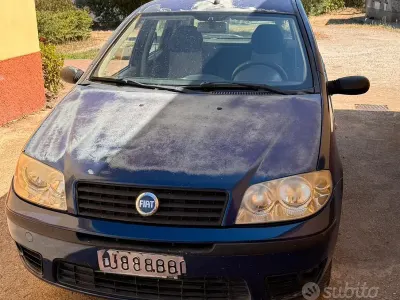 Usata Fiat Punto 60 CV (44 kW) 2003 Bluazzurro Utilitaria