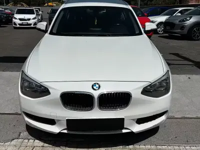 Usata BMW 114 95 CV (69 kW) 2013 Bianco Utilitaria
