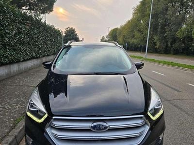 Usata Ford Kuga Business Edition 120 CV (88 kW) 2017 Nero SUV