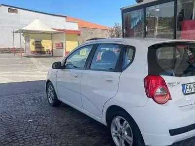 Usata Chevrolet Aveo LT 84 CV (61 kW) 2011 Bianco Berlina