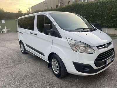 Ford Tourneo Custom