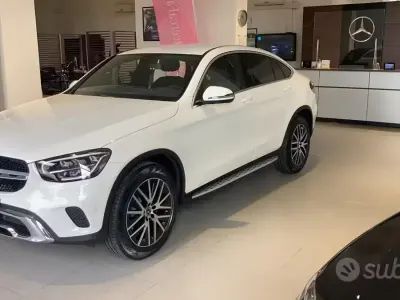 Usata Mercedes GLC220 163 CV (119 kW) 2021 Bianco SUV