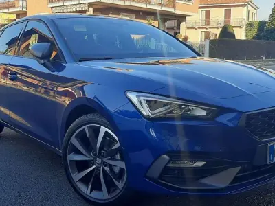 Usata Seat Leon FR 131 CV (96 kW) 2020 Blu/azzurro Berlina