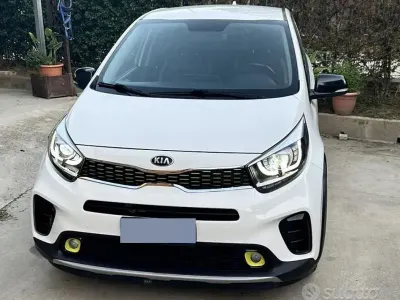 Usata Kia Picanto X-Line 100 CV (73 kW) 2019 Bianco Utilitaria