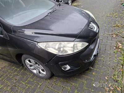 Usata Peugeot 308 95 CV (69 kW) 2007 Nero Utilitaria
