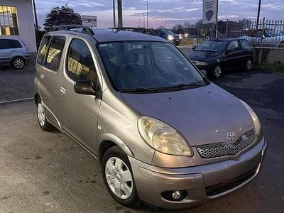 Usata Toyota Yaris Verso 2003 Monovolume