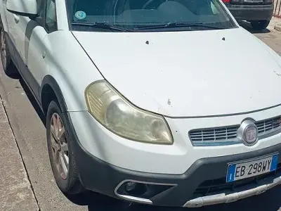 Usata Fiat Sedici 135 CV (99 kW) 2010 Bianco SUV