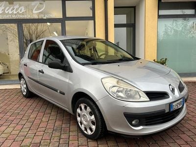 Renault Clio II