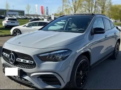 Usata Mercedes GLA200 AMG 150 CV (110 kW) 2026 Grigio SUV