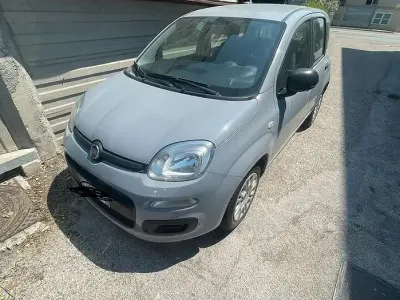 Usata Fiat Panda 69 CV (50 kW) 2019 Grigio Utilitaria