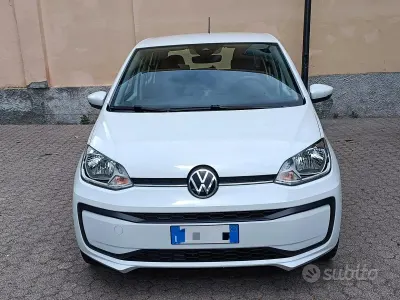 Usata VW up! Move 68 CV (50 kW) 2022 Bianco Utilitaria