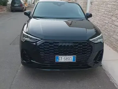 Usata Audi Q3 Sportback 150 CV (110 kW) 2024 Nero SUV
