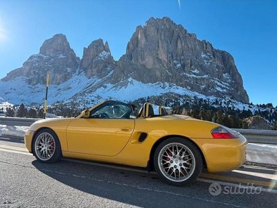 Usata Porsche 986 Boxster 252 CV (185 kW) 2001 Giallo Cabrio