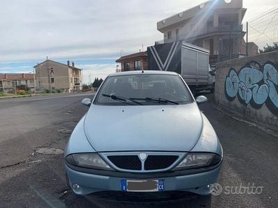 Usata Lancia 2000 2000 Blu Berlina